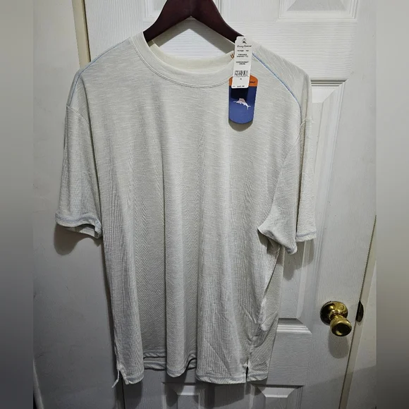 Nwt Tommy Bahama Paradise around tee Size XL